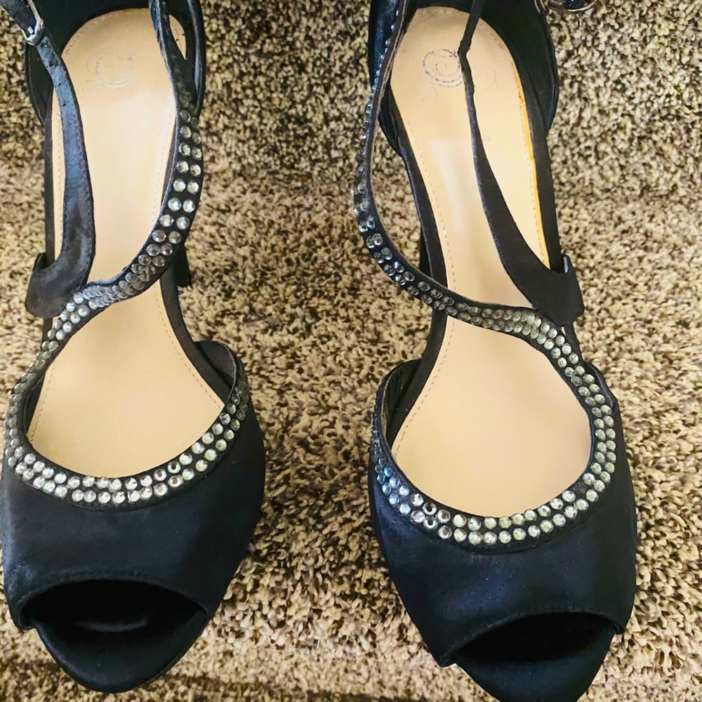 Disney Glass Slipper Collection black Heels
